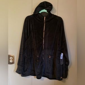 Nine west velvet zip hoodie with 2 front side pockets